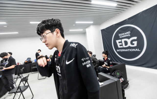 面源于双方 面源于双方