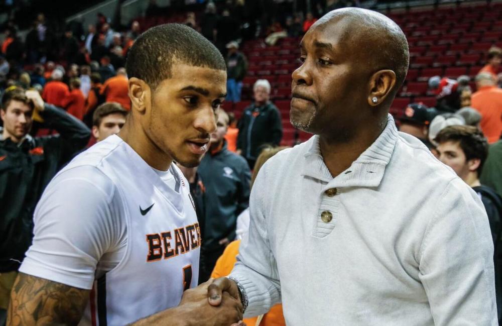 潜在场上的 潜在场上的