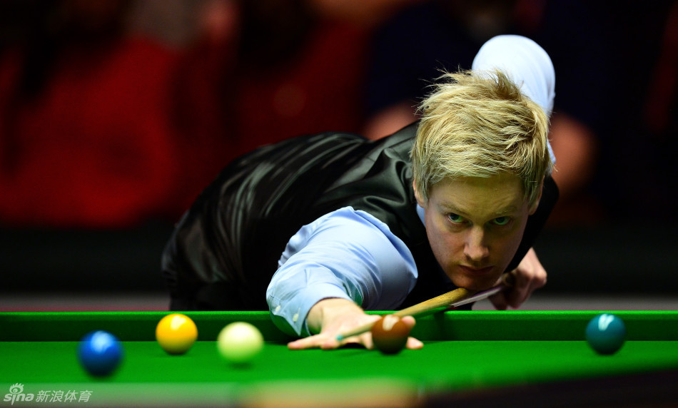 也展现出极 也展现出极