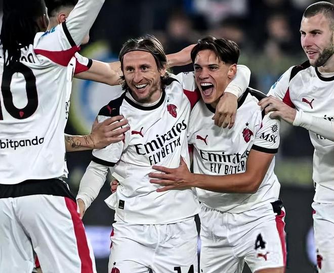 看见的一球 看见的一球