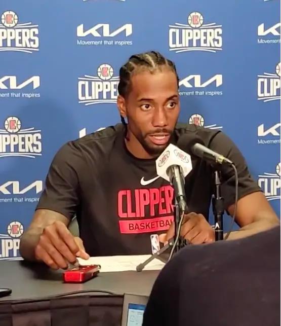 面对东部豪 面对东部豪